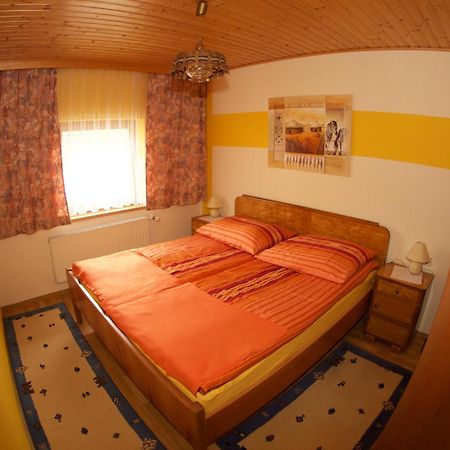 Haus Stoeffler Lägenhet Reisach Exteriör bild
