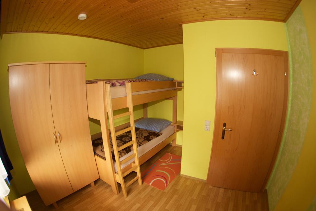 Haus Stoeffler Lägenhet Reisach Rum bild